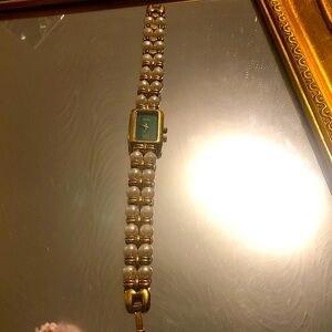 Vintage women’s GRUEN watch - 7.5 inches